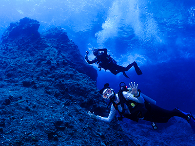 divesite_grotto_06