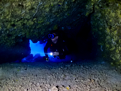 divesite_grotto_07